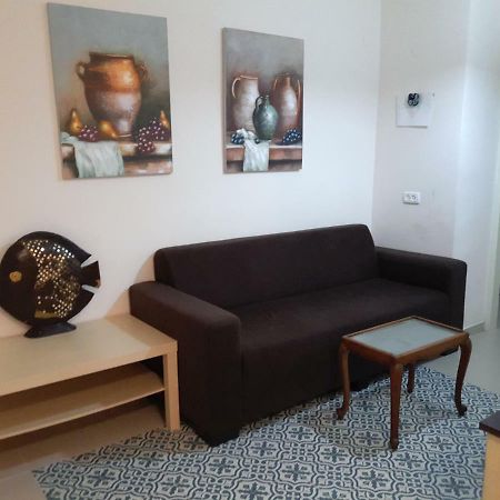 海法3 Stairs Only To Cozy Flat On Hillel St公寓 外观 照片