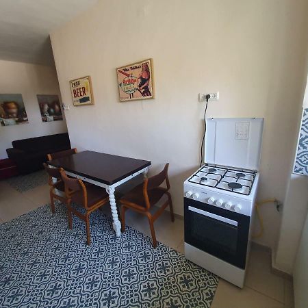 海法3 Stairs Only To Cozy Flat On Hillel St公寓 外观 照片