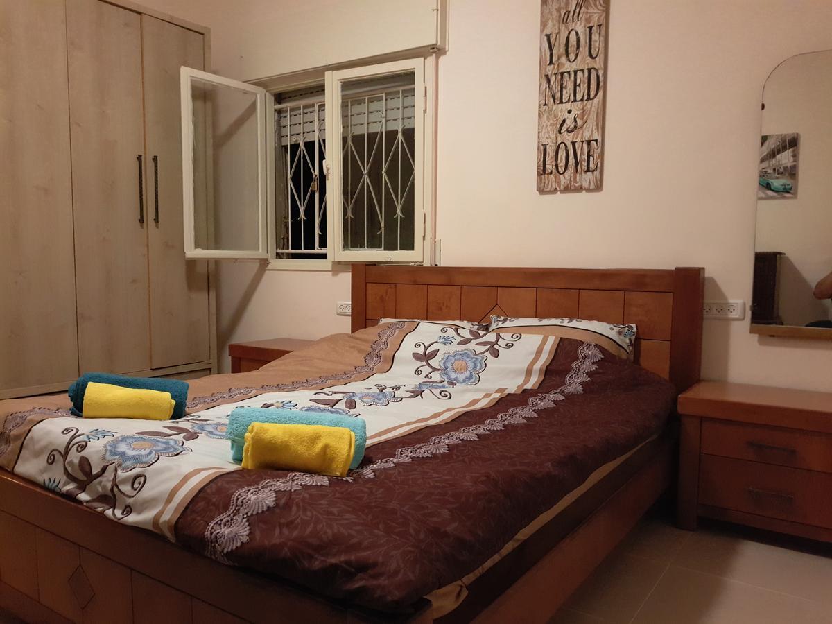 海法3 Stairs Only To Cozy Flat On Hillel St公寓 外观 照片