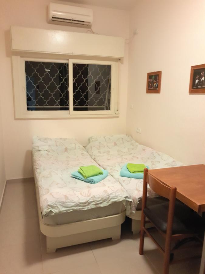 海法3 Stairs Only To Cozy Flat On Hillel St公寓 外观 照片