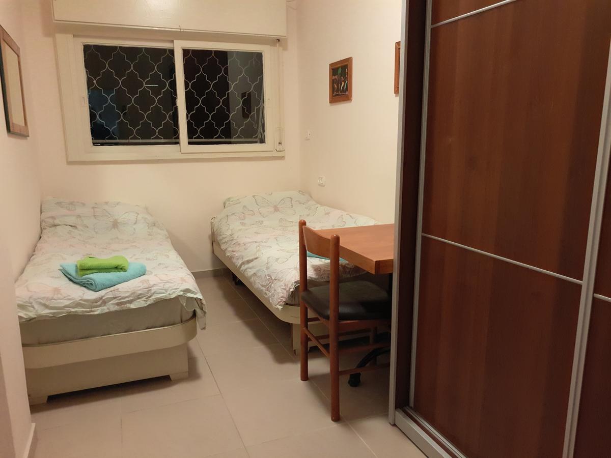 海法3 Stairs Only To Cozy Flat On Hillel St公寓 外观 照片